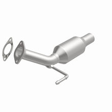 Load image into Gallery viewer, Magnaflow Catalytic Converter Direct Fit Magnaflow 2013 Buick Encore 1.4L Direct Fit Converter
