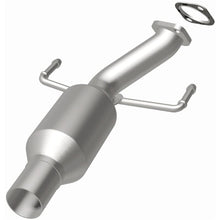 Load image into Gallery viewer, Magnaflow Catalytic Converter Direct Fit Magnaflow 2013 Buick Encore 1.4L Direct Fit Converter