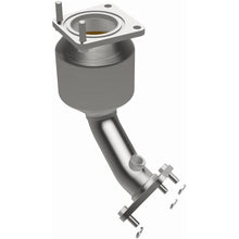 Load image into Gallery viewer, Magnaflow Catalytic Converter Direct Fit Magnaflow 2013 Nissan Pathfinder 3.5L Direct Fit Converter