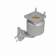 Load image into Gallery viewer, Magnaflow Catalytic Converter Direct Fit Magnaflow 2013 Nissan Pathfinder 3.5L Direct Fit Converter