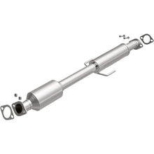 Load image into Gallery viewer, Magnaflow Catalytic Converter Direct Fit Magnaflow 2015 Kia Optima 2.4L Direct Fit Cat Converter (California Grade)
