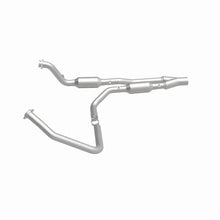 Load image into Gallery viewer, Magnaflow Catalytic Converter Direct Fit Magnaflow California Direct Fit Converter 05-07 Dodge Ram 2500 5.7L