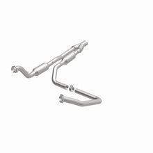 Load image into Gallery viewer, Magnaflow Catalytic Converter Direct Fit Magnaflow California Direct Fit Converter 05-07 Dodge Ram 2500 5.7L