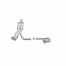 Load image into Gallery viewer, Magnaflow Catalytic Converter Direct Fit Magnaflow California Direct Fit Converter 05-07 Dodge Ram 2500 5.7L