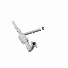 Load image into Gallery viewer, Magnaflow Catalytic Converter Direct Fit MagnaFlow Conv Direct Fit 2005 Ford F150 V8