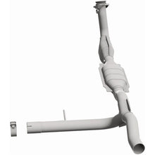 Load image into Gallery viewer, Magnaflow Catalytic Converter Direct Fit MagnaFlow Conv Direct Fit 2005 Ford F150 V8