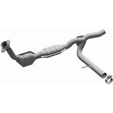 Load image into Gallery viewer, Magnaflow Catalytic Converter Direct Fit MagnaFlow Conv Direct Fit 2005 Ford F150 V8