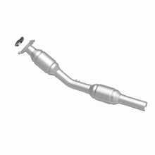 Load image into Gallery viewer, Magnaflow Catalytic Converter Direct Fit MagnaFlow Conv Direct Fit Converter 05-08 Toyota Corolla 1.8L
