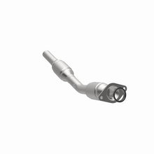 Load image into Gallery viewer, Magnaflow Catalytic Converter Direct Fit MagnaFlow Conv Direct Fit Converter 05-08 Toyota Corolla 1.8L
