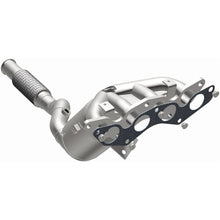 Load image into Gallery viewer, Magnaflow Catalytic Converter Direct Fit MagnaFlow DF Conv 2018-2021 Ford EcoSport Single Manifold 2L
