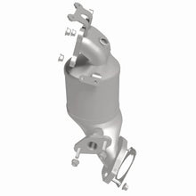 Load image into Gallery viewer, Magnaflow Catalytic Converter Direct Fit MagnaFlow DF Conv 2021 Nissan Altima Single Manifold 2.5L