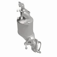 Load image into Gallery viewer, Magnaflow Catalytic Converter Direct Fit MagnaFlow DF Conv 2021 Nissan Altima Single Manifold 2.5L