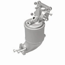 Load image into Gallery viewer, Magnaflow Catalytic Converter Direct Fit MagnaFlow DF Conv 21-22 Kia Sorento 2.5L OEM