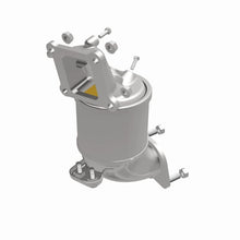 Load image into Gallery viewer, Magnaflow Catalytic Converter Direct Fit MagnaFlow DF Conv 21-22 Kia Sorento 2.5L OEM