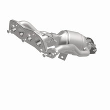 Load image into Gallery viewer, Magnaflow Catalytic Converter Direct Fit MagnaFlow DF Conv 21-22 Toyota Corolla 2.0L OEM