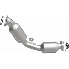 Load image into Gallery viewer, Magnaflow Catalytic Converter Direct Fit MagnaFlow DF Conv 22-24 Tundra 3.4 Left OEM