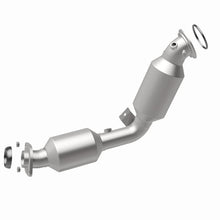 Load image into Gallery viewer, Magnaflow Catalytic Converter Direct Fit MagnaFlow DF Conv 22-24 Tundra 3.4 Right OEM