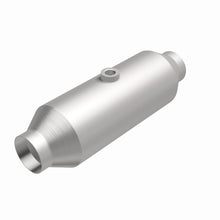 Load image into Gallery viewer, Magnaflow Catalytic Converter Universal Magnaflow 2.50 1/O2 CA 4in. Spun Universal Converter