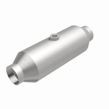 Load image into Gallery viewer, Magnaflow Catalytic Converter Universal Magnaflow 2.50 1/O2 CA 4in. Spun Universal Converter