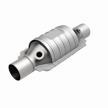 Load image into Gallery viewer, Magnaflow Catalytic Converter Universal MagnaFlow Conv Univ 2 Dual O2 Boss