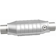 Load image into Gallery viewer, Magnaflow Catalytic Converter Universal MagnaFlow Conv Univ 3in In/Out Center/Center Oval w/ 02 Sensor