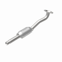 Load image into Gallery viewer, MagnaFlow Exhaust Products Catalytic Converter MagnaFlow Exhaust Products Magnaflow Standard Grade Direct-Fit Catalytic Converter 22923