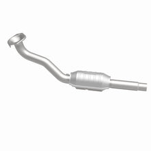 Load image into Gallery viewer, MagnaFlow Exhaust Products Catalytic Converter MagnaFlow Exhaust Products Magnaflow Standard Grade Direct-Fit Catalytic Converter 22923