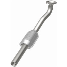 Load image into Gallery viewer, MagnaFlow Exhaust Products Catalytic Converter MagnaFlow Exhaust Products Magnaflow Standard Grade Direct-Fit Catalytic Converter 22924