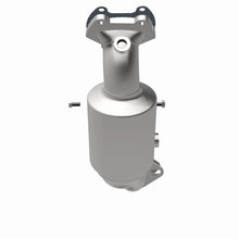Load image into Gallery viewer, MagnaFlow Exhaust Products Catalytic Converter with Integrated Exhaust Manifold MagnaFlow Exhaust Products Catalytic Converter with Integrated Exhaust Manifold 22-192