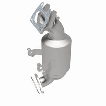 Load image into Gallery viewer, MagnaFlow Exhaust Products Catalytic Converter with Integrated Exhaust Manifold MagnaFlow Exhaust Products Catalytic Converter with Integrated Exhaust Manifold 22-192