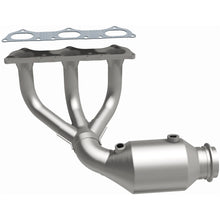 Load image into Gallery viewer, MagnaFlow Exhaust Products Catalytic Converter with Integrated Exhaust Manifold MagnaFlow Exhaust Products Catalytic Converter with Integrated Exhaust Manifold 22-201