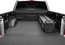Load image into Gallery viewer, Retrax Retractable Bed Covers Retrax 24-26 Toyota Tacoma 5ft Bed (Needs to Have Deck Rail Sys) RetraxPRO EZ-Off FRC-4000