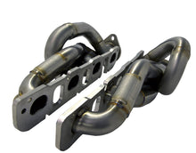 Load image into Gallery viewer, Kooks 09-18 Dodge 1500 HEMI Pick Up Truck 1-5/8in x 1-3/4in Stainless Steel Shorty Headers Headers & Manifolds Kooks Headers