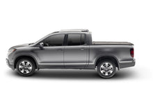 Load image into Gallery viewer, UnderCover 17-20 Honda Ridgeline 5ft Ultra Flex Bed Cover Bed Covers - Folding Undercover