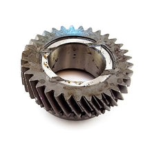 Load image into Gallery viewer, Omix AX15 Second Gear 92-99 Jeep Wrangler Distributor Gears OMIX