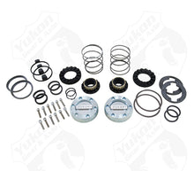Load image into Gallery viewer, Yukon Gear Hardcore Locking Hub Set For GM 8.5in Front & Dana 44 / 19 Spline Differential Install Kits Yukon Gear & Axle