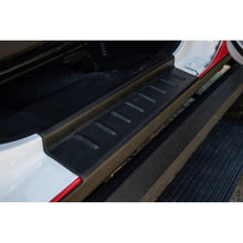 Load image into Gallery viewer, Bushwacker 20-21 Jeep Gladiator Trail Armor Rocker Panel Body Armor & Rock Rails Bushwacker