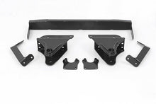 Load image into Gallery viewer, Fabtech 99-00 Ford F250/350 4WD 3.5in Spring Hanger w/Perf Shks Lift Kits Fabtech