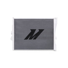 Load image into Gallery viewer, Mishimoto 99-06 BMW 323i/323i/328i/330i w/ Auto Transmission Performance Aluminum Radiator Radiators Mishimoto