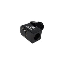 Load image into Gallery viewer, Aeromotive AER15105 Aeromotive LT-1 OE Pressure Line Fitting (Adapts A1000 Pump Outlet to OE Pressure Line)