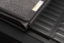 Load image into Gallery viewer, UnderCover 17-20 Honda Ridgeline 5ft Ultra Flex Bed Cover Bed Covers - Folding Undercover