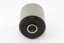 Load image into Gallery viewer, Whiteline Plus 4/91-5/01 BMW 3 Series E36 Rear Differential Mount Bushing Differential Bushings Whiteline