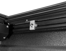 Load image into Gallery viewer, Roll-N-Lock 2020 Jeep Gladiator 5ft bed M-Series Retractable Tonneau Cover Tonneau Covers - Retractable Roll-N-Lock