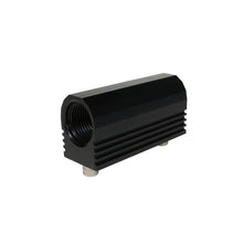 Load image into Gallery viewer, Aeromotive 96-04 Ford 4.6 L Fuel Rail Pressure Sensor Adapter Log (-08 AN inlet / outlet) Fuel Manifolds Aeromotive