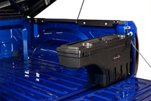 Load image into Gallery viewer, UnderCover 99-06 Chevy Silverado 1500-3500 HD (07 Classic) Passengers Side Swing Case - Black Smooth Truck Boxes & Storage Undercover