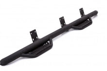 Load image into Gallery viewer, Lund 15-17 Chevy Colorado Crew Cab Terrain HX Step Nerf Bars - Black Truck Steps LUND