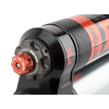 Load image into Gallery viewer, FOX FOX883-26-041 Fox 17+ Ford SD 2.5 Factory Series Rear Shock Set w/DSC / 2-3.5in Lift