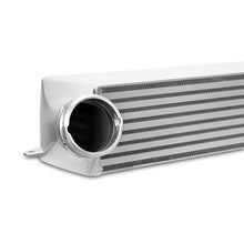 Load image into Gallery viewer, Mishimoto MISMMINT-E90-07 Mishimoto BMW 335i/335xi/135i Performance Intercooler