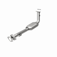 Load image into Gallery viewer, MagnaFlow Conv DF 02-06 Cadillac Escalade / 02-06 GM Yukon (Inc Denali)  6.0L P/S
