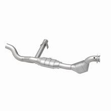 Load image into Gallery viewer, MagnaFlow Conv DF 01-04 Ford F-150 4.6L (49 State)
